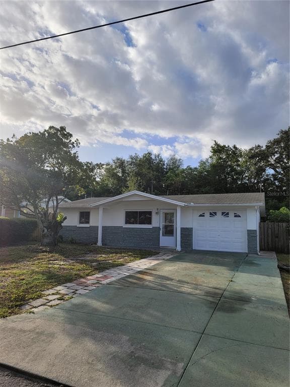 7104 GULF BREEZE CIRCLE HUDSON, FL 34667