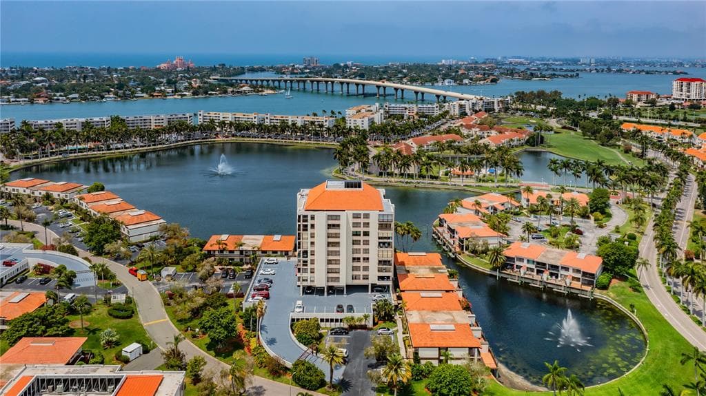 6294 BAHIA DEL MAR CIRCLE UNIT 604 ST PETERSBURG, FL 33715