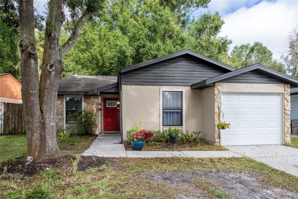 12333 HIDDEN BROOK DRIVE TAMPA, FL 33624