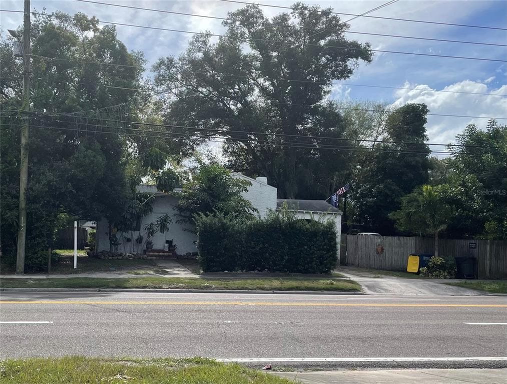 1537 DREW STREET CLEARWATER, FL 33755