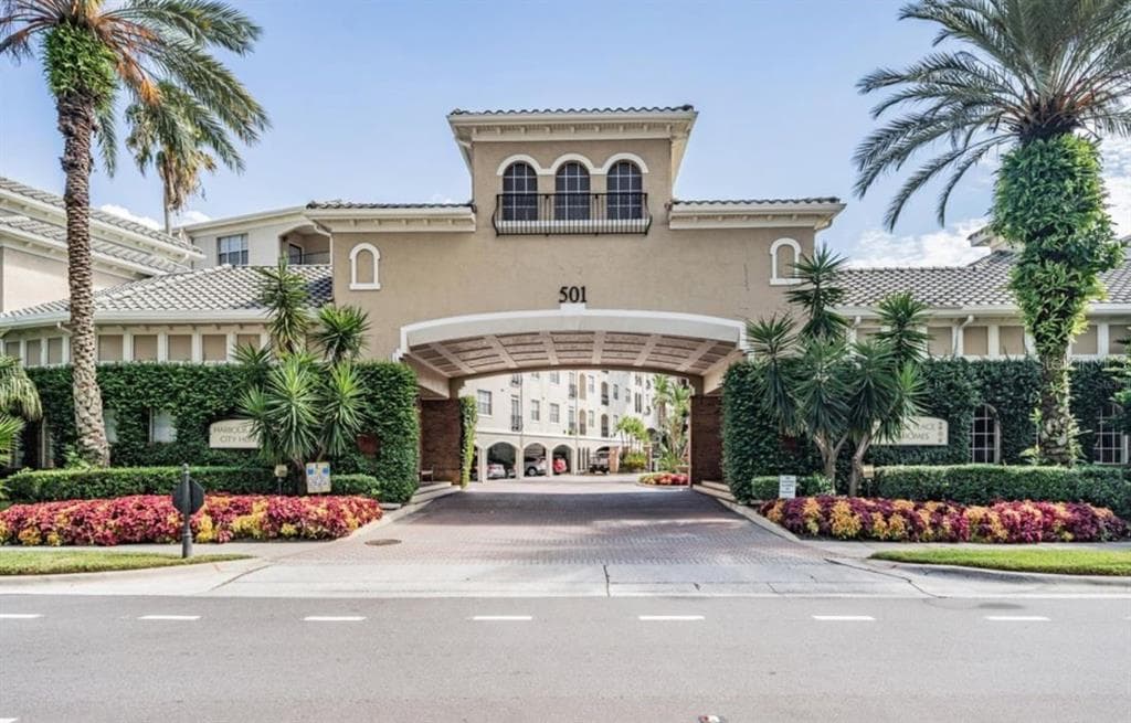 501 KNIGHTS RUN AVENUE UNIT 1320 TAMPA, FL 33602