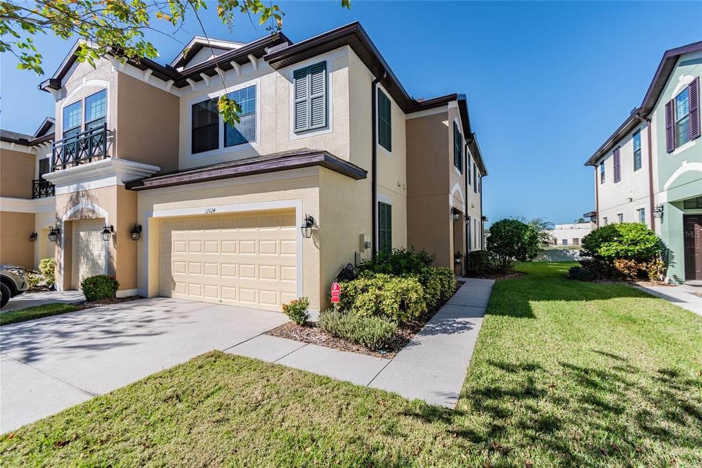 11624 CROWNED SPARROW LANE