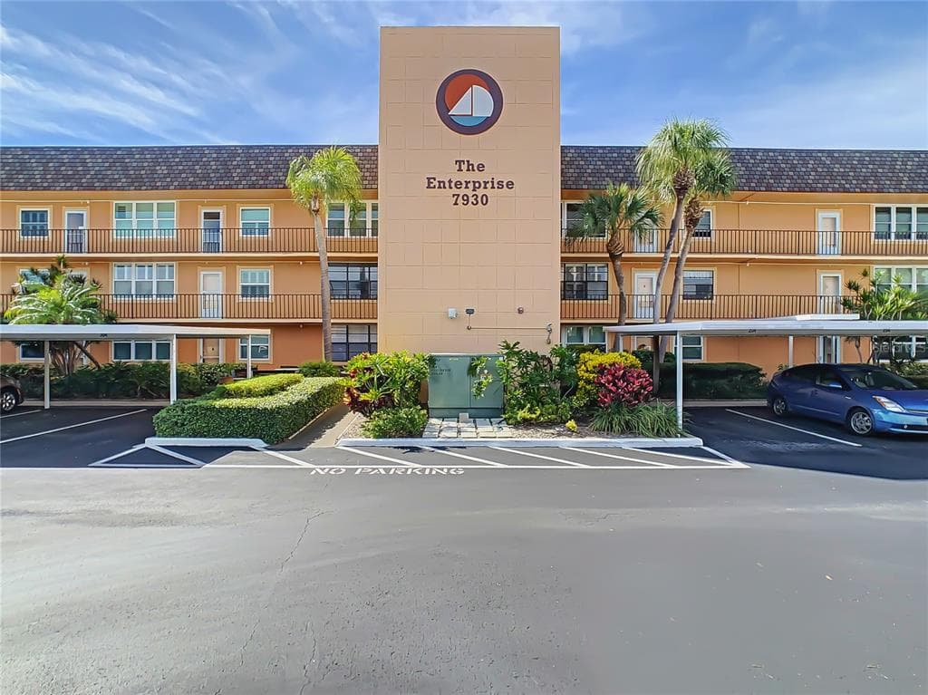 7930 SUN ISLAND DRIVE S UNIT 207 SOUTH PASADENA, FL 33707
