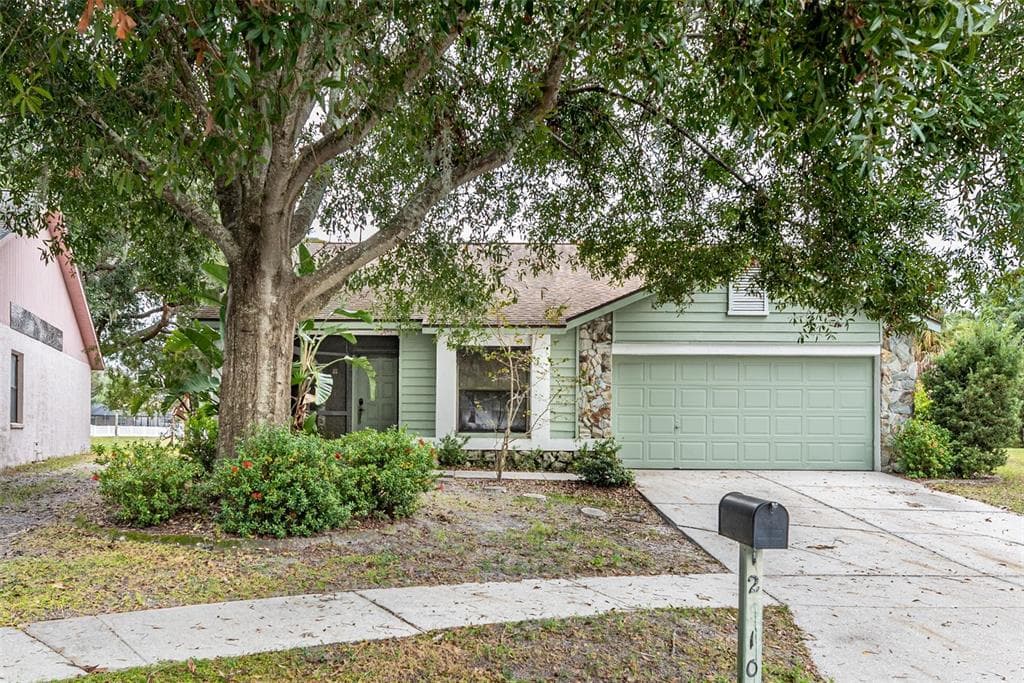 12910 TIKIWOOD COURT RIVERVIEW, FL 33579