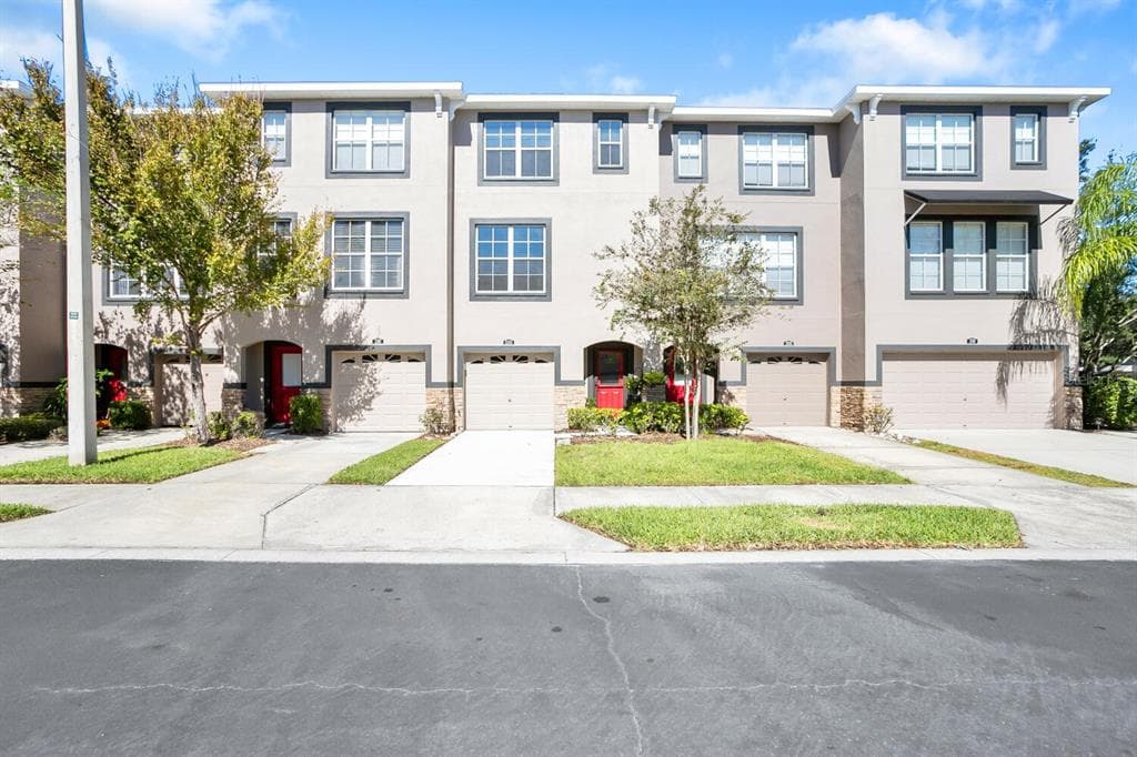 2505 MIDDLETON GROVE DRIVE BRANDON, FL 33511