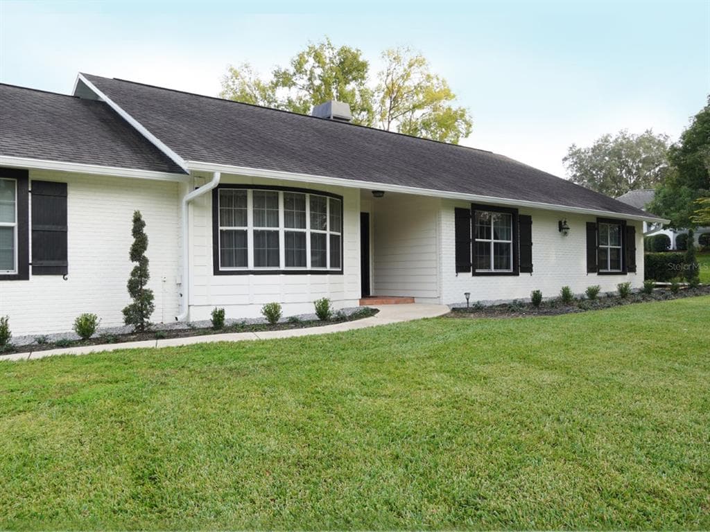 5695 NW 80TH AVENUE ROAD OCALA, FL 34482