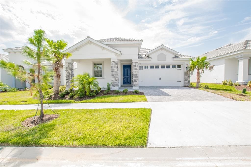 1423 CLUBMAN DRIVE DAVENPORT, FL 33896