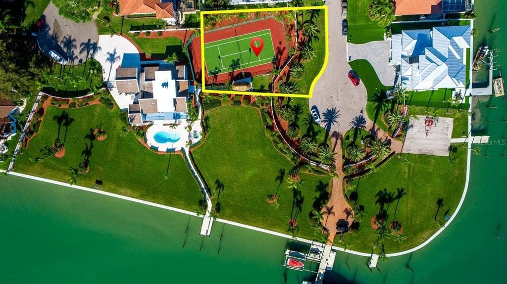 494 LAGUNA DRIVE TIERRA VERDE, FL 33715