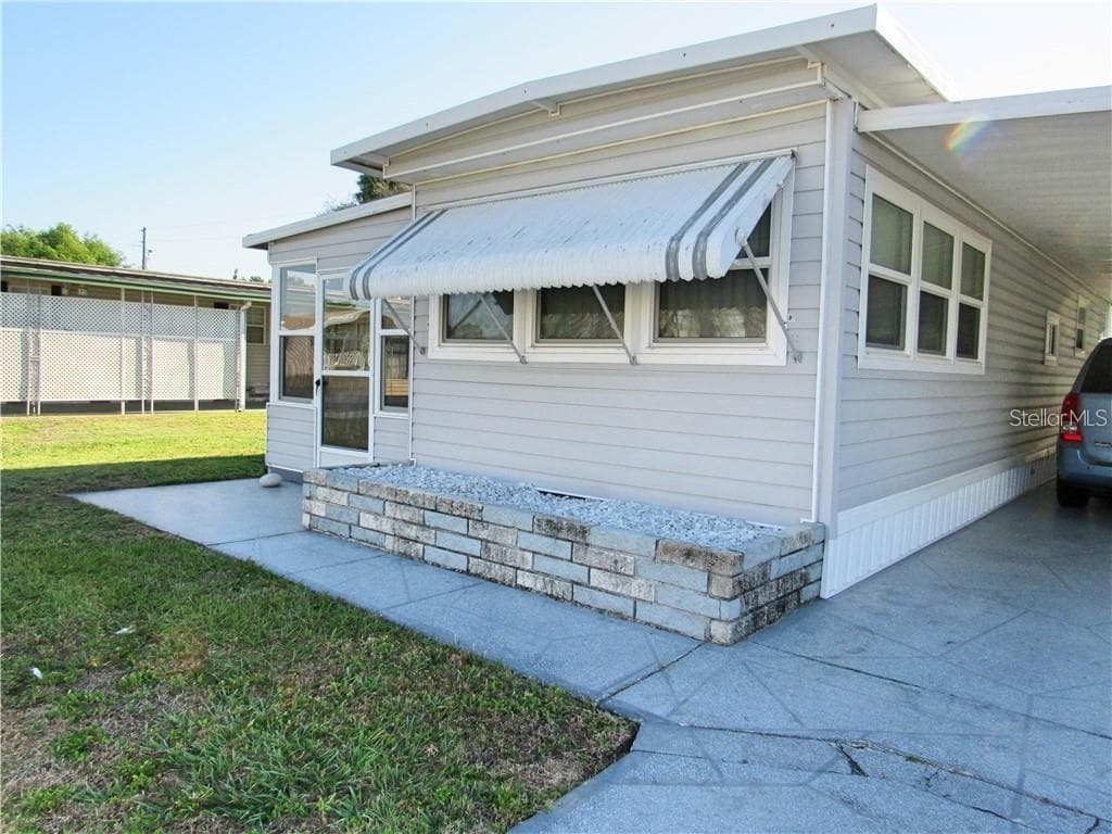 5306 BETMAR DRIVE ZEPHYRHILLS, FL 33542