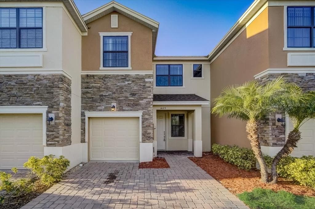 1623 PORTOFINO MEADOWS BOULEVARD ORLANDO, FL 32824