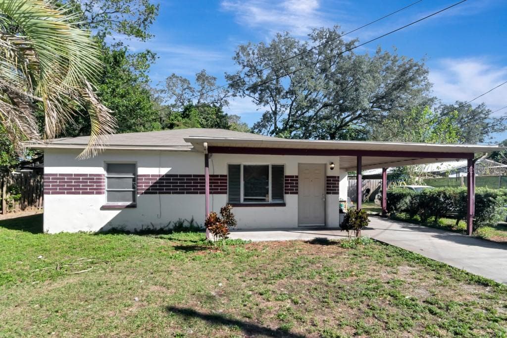 10807 N ANNETTE AVENUE TAMPA, FL 33612
