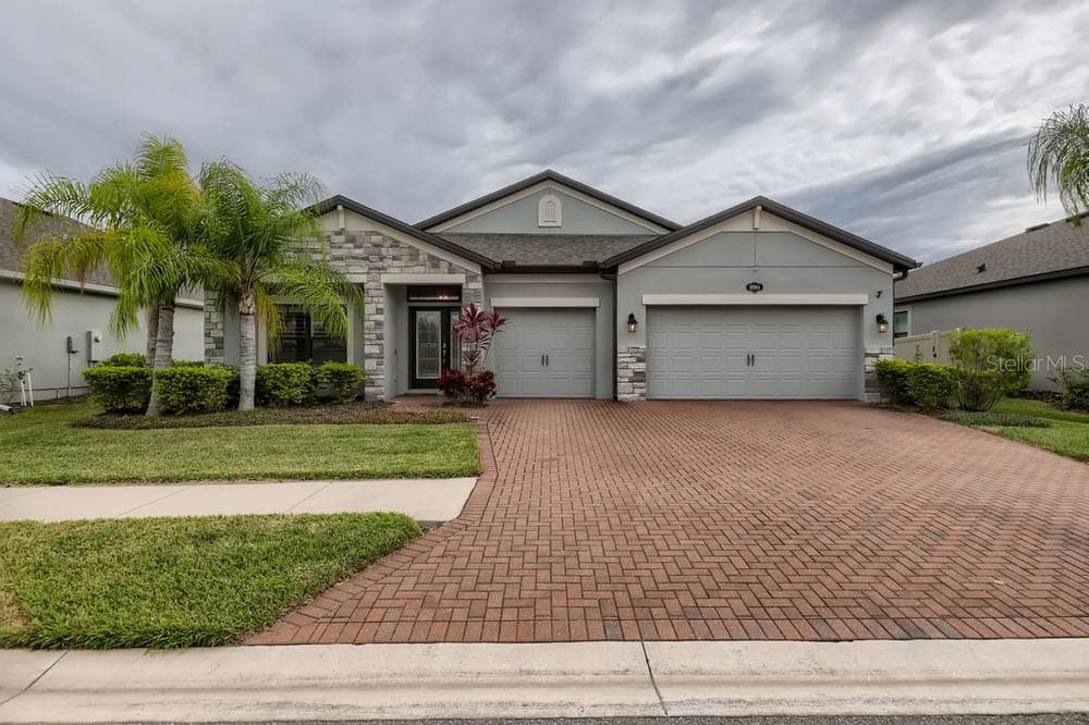 18964 ROSEATE DRIVE LUTZ, FL 33558