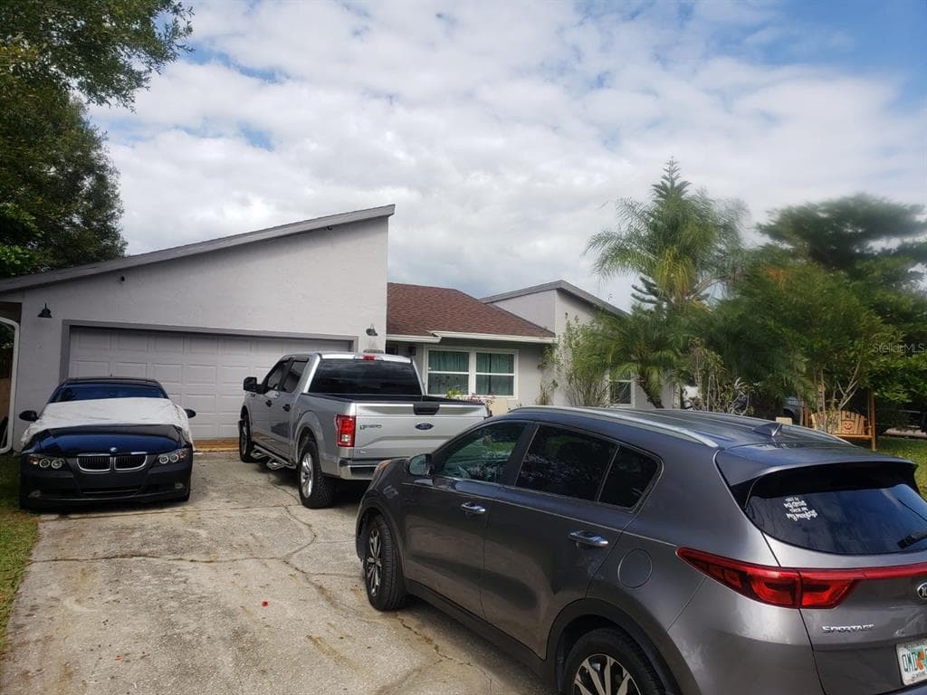 658 CARIBOU COURT POINCIANA, FL 34759
