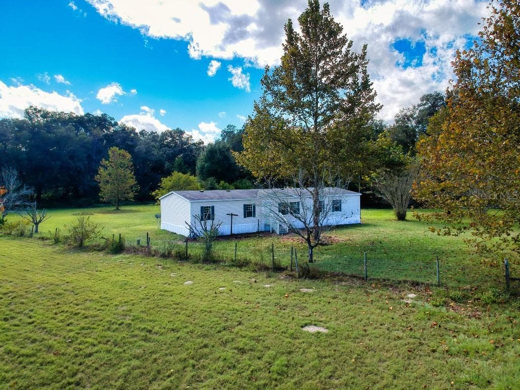 16450 NW 12TH COURT TRENTON, FL 32693