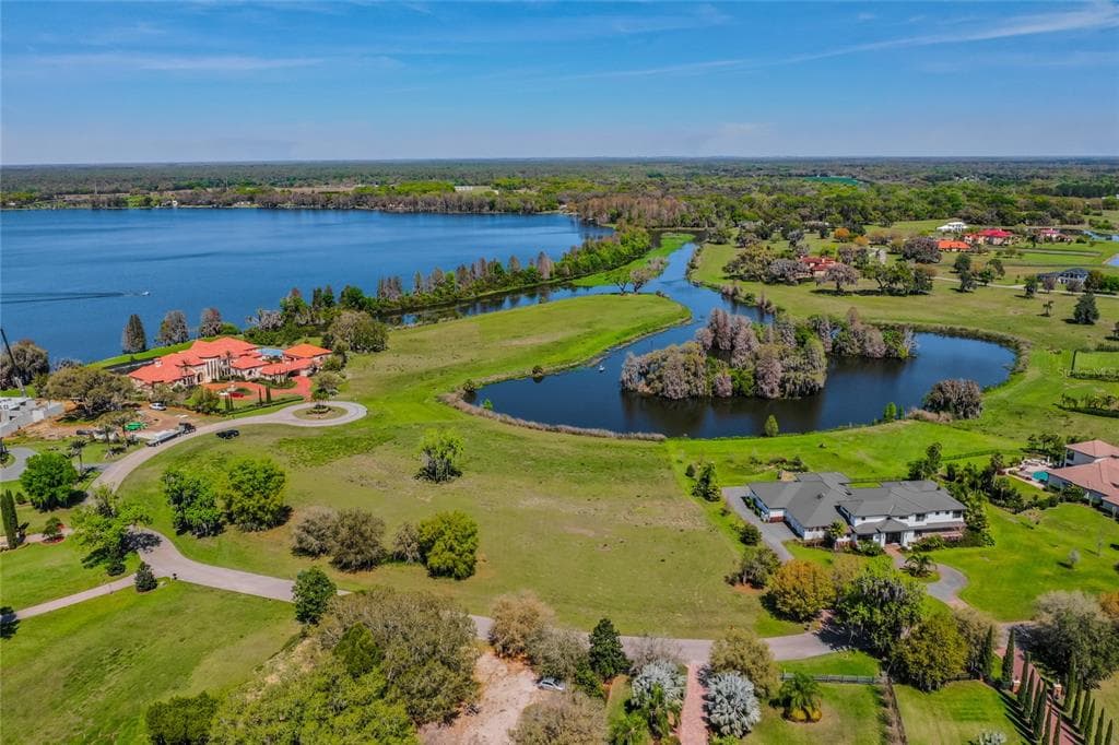 12134 STONELAKE RANCH BOULEVARD THONOTOSASSA, FL 33592
