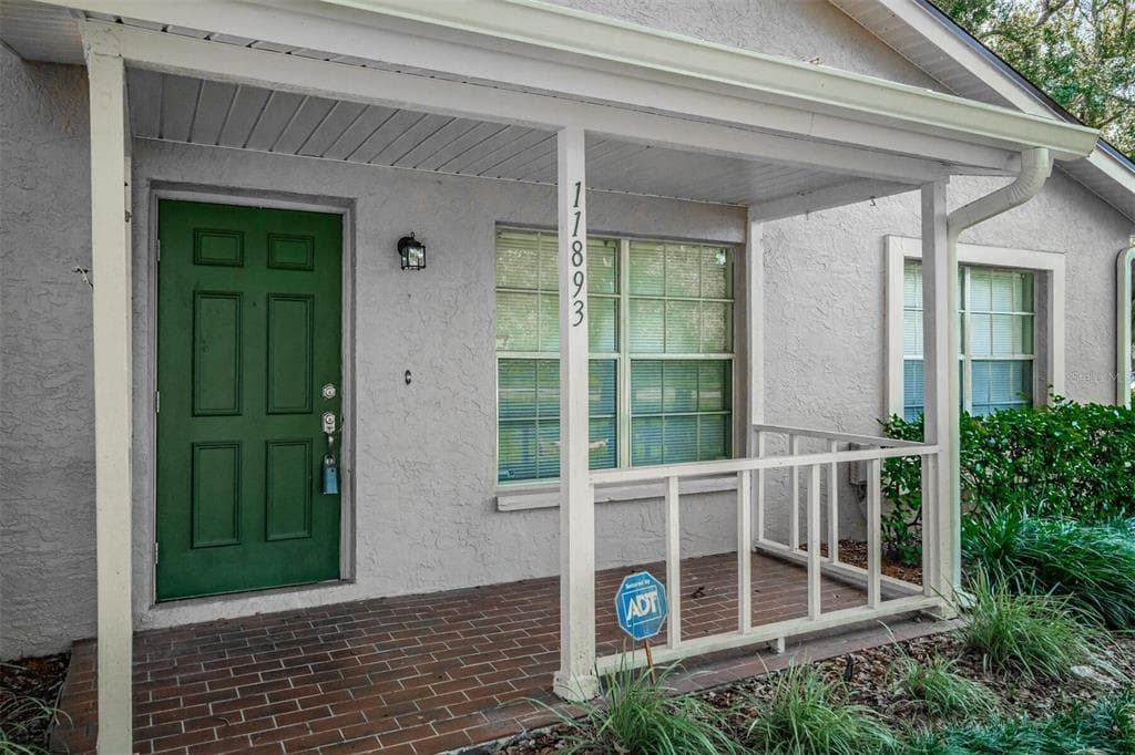 11893 RAINTREE DRIVE TEMPLE TERRACE, FL 33617