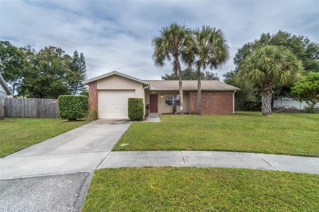 1002 PINEHAVEN COURT BRANDON, FL 33511