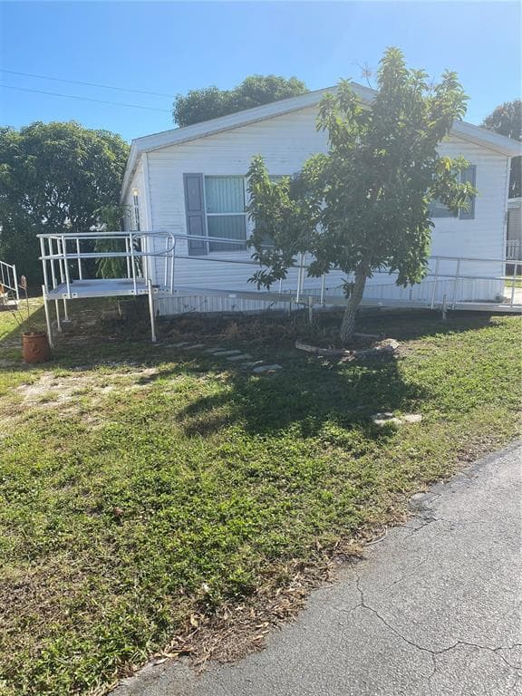 6580 SEMINOLE BOULEVARD UNIT 123 SEMINOLE, FL 33772