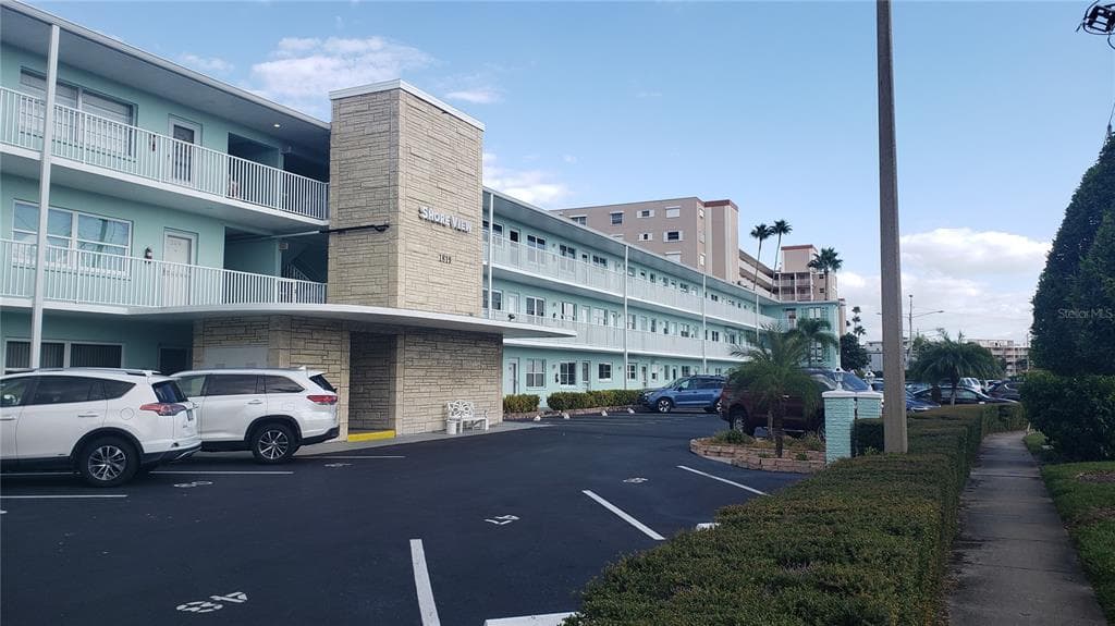 1819 SHORE DRIVE UNIT 215