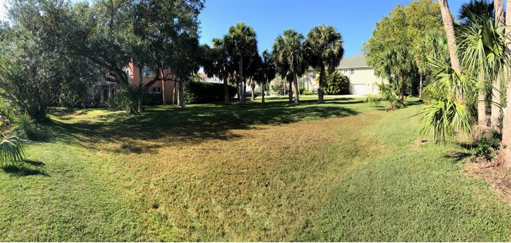 GRANDVIEW AVENUE NEW PORT RICHEY, FL 34652