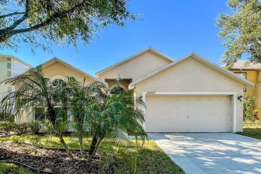12937 LAKE VISTA DRIVE GIBSONTON, FL 33534