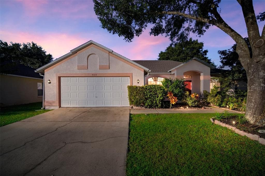 4322 BRANDON RIDGE DRIVE VALRICO, FL 33594