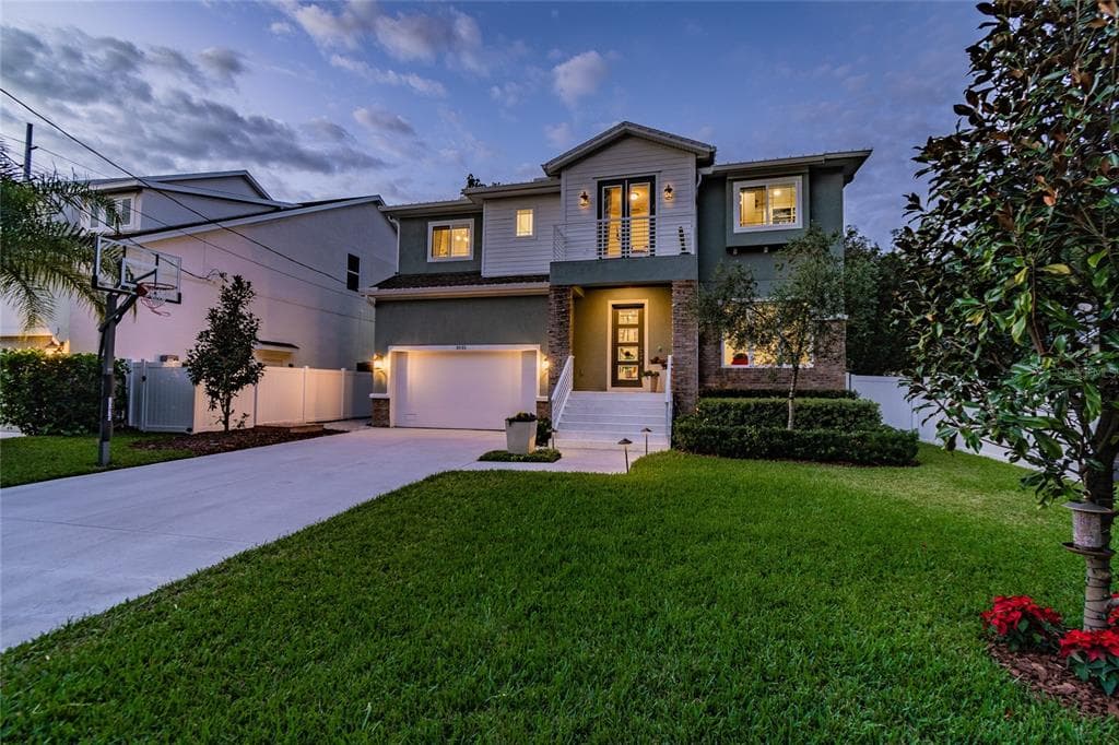 3035 W ASBURY PLACE TAMPA, FL 33611
