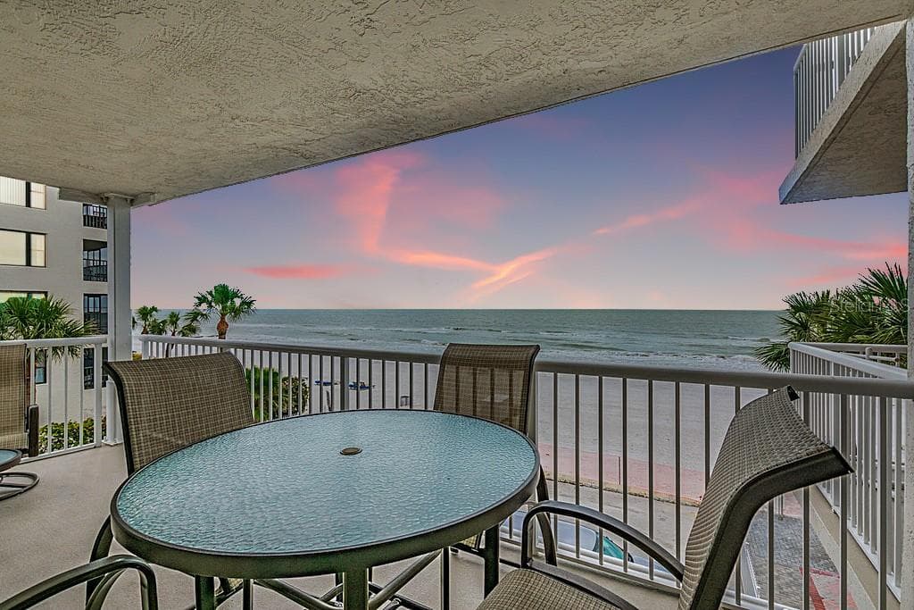14700 GULF BOULEVARD UNIT 201 MADEIRA BEACH, FL 33708
