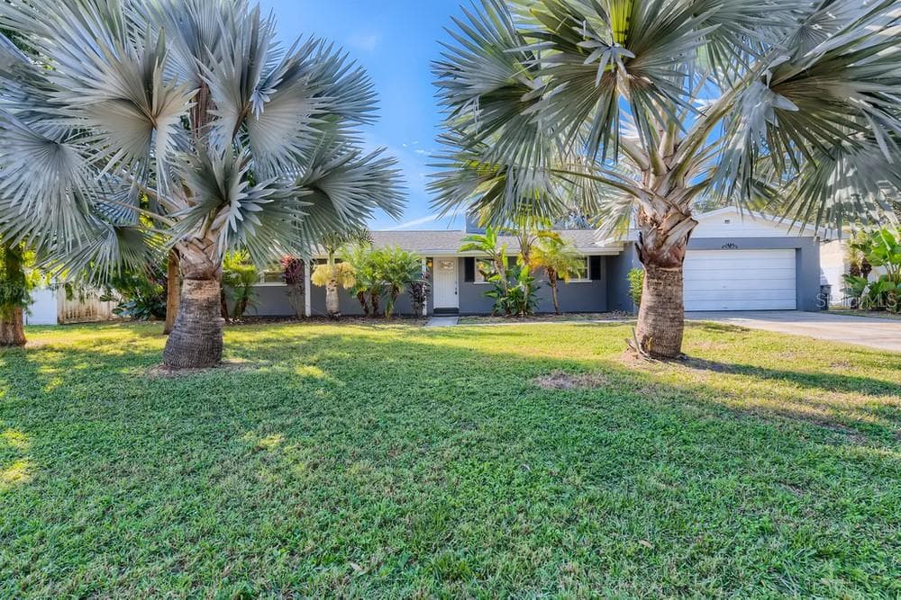 1354 DOROTHY DRIVE CLEARWATER, FL 33764