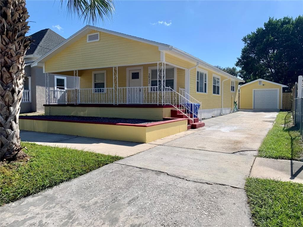 2922 W IVY STREET TAMPA, FL 33607