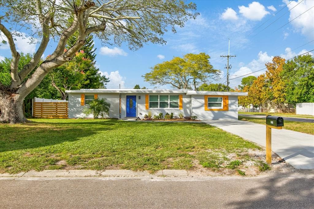 4101 W MONTGOMERY TERRACE TAMPA, FL 33616