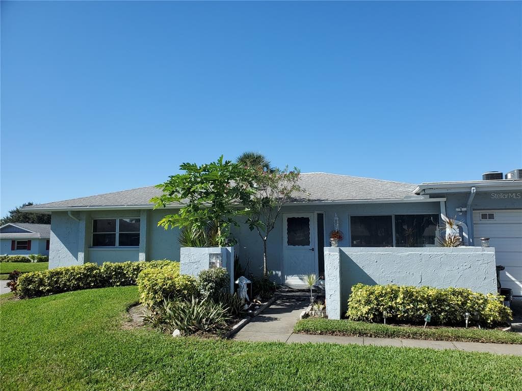 1612 WHITEBRIDGE DRIVE UNIT B PALM HARBOR, FL 34684