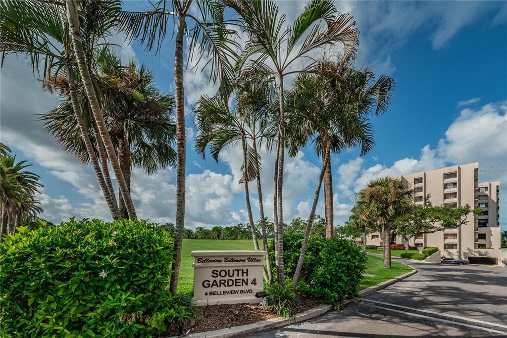 4 BELLEVIEW BOULEVARD UNIT 501 BELLEAIR, FL 33756