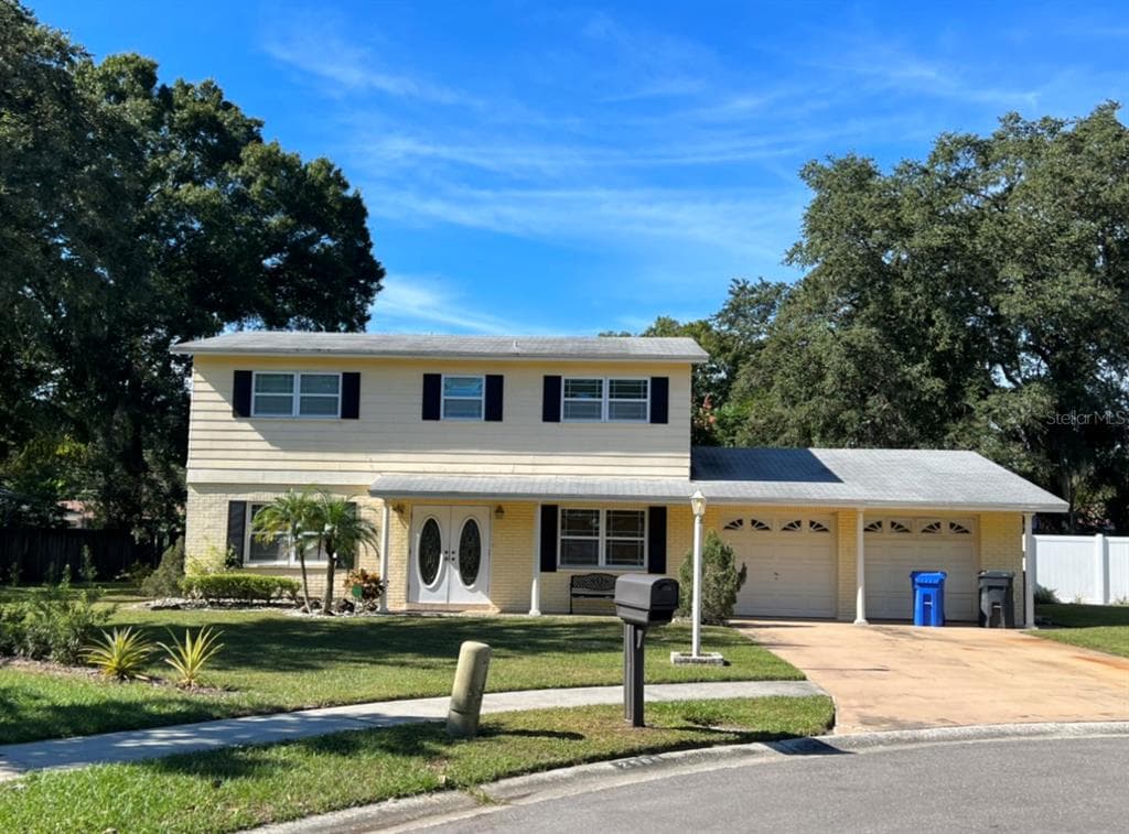 2506 SAINT CHARLOTTE PLACE TAMPA, FL 33618