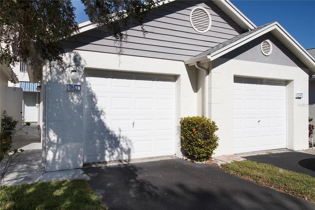 11315 SHIPWATCH LANE UNIT 1853 LARGO, FL 33774