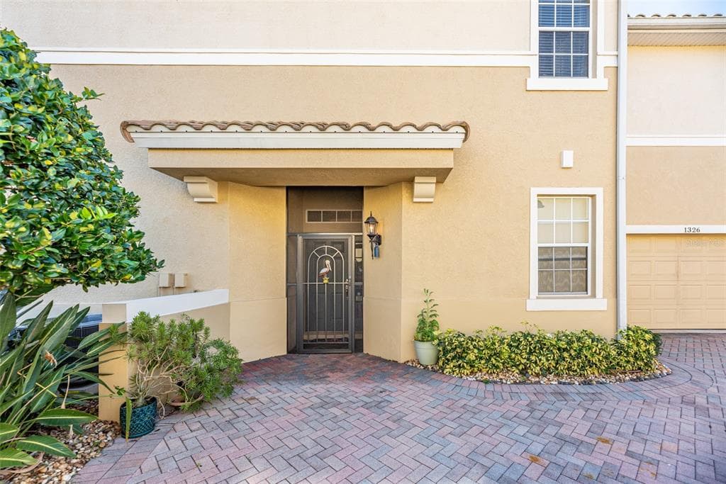 1326 EMERALD DUNES DRIVE UNIT 138