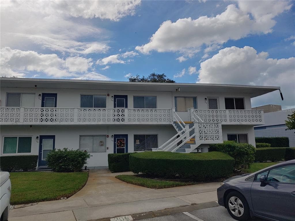 8320 112TH STREET UNIT 209 SEMINOLE, FL 33772
