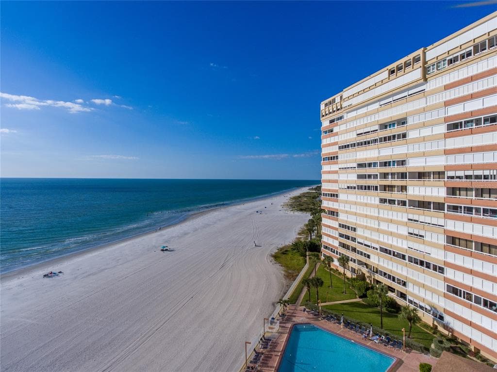 17940 GULF BOULEVARD UNIT 11C REDINGTON SHORES, FL 33708