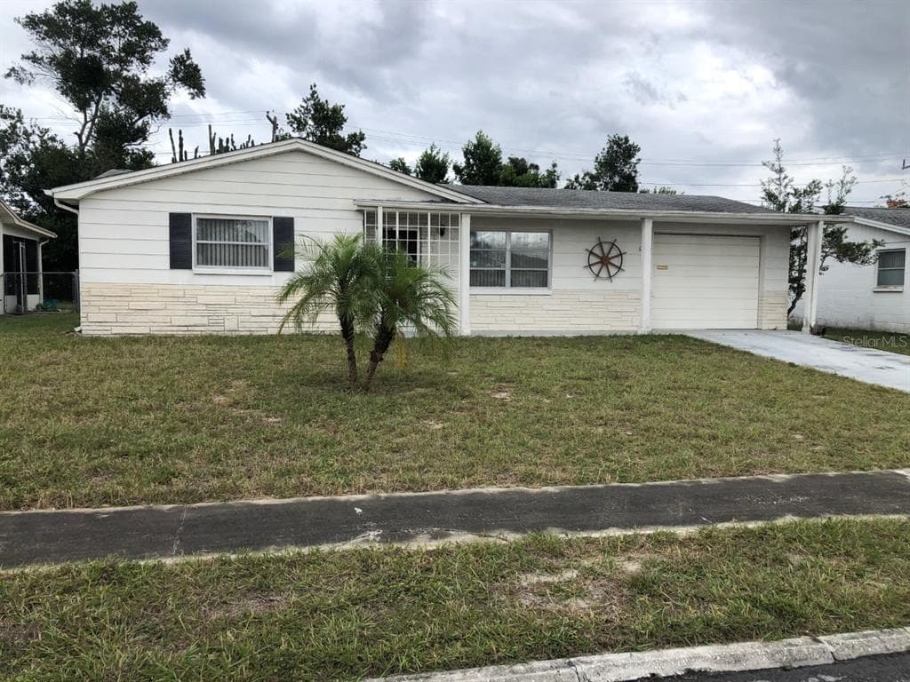 1204 JENNINGS DRIVE HOLIDAY, FL 34690