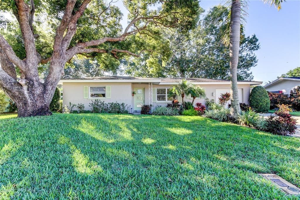 1431 CROYDON DRIVE CLEARWATER, FL 33756