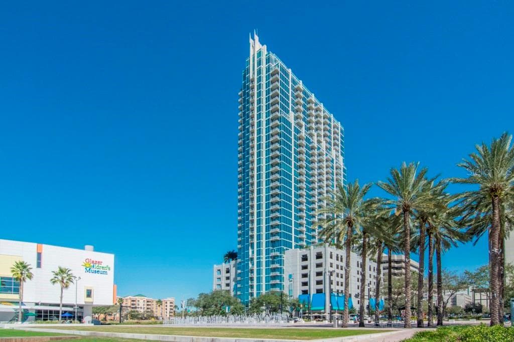 777 N ASHLEY DRIVE UNIT 1216 TAMPA, FL 33602