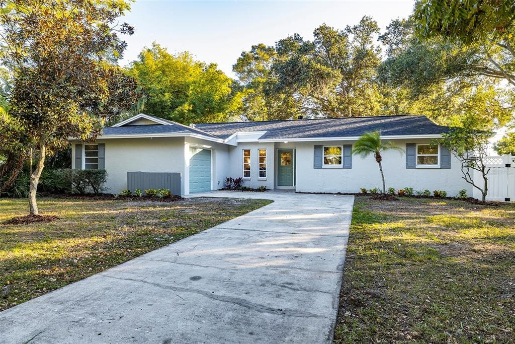 9488 127TH AVENUE LARGO, FL 33773