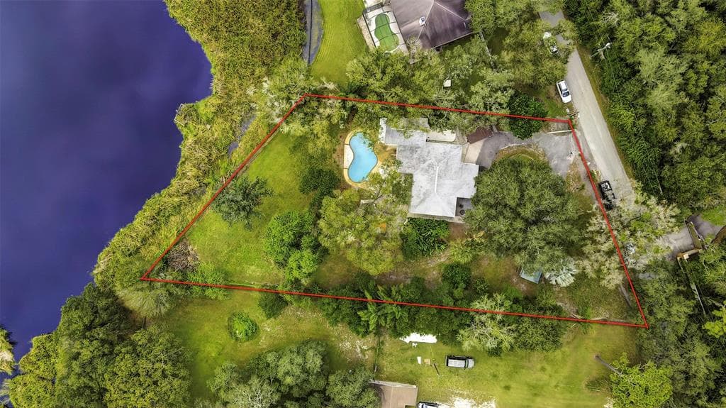 16123 W LAKE BURRELL DRIVE LUTZ, FL 33549