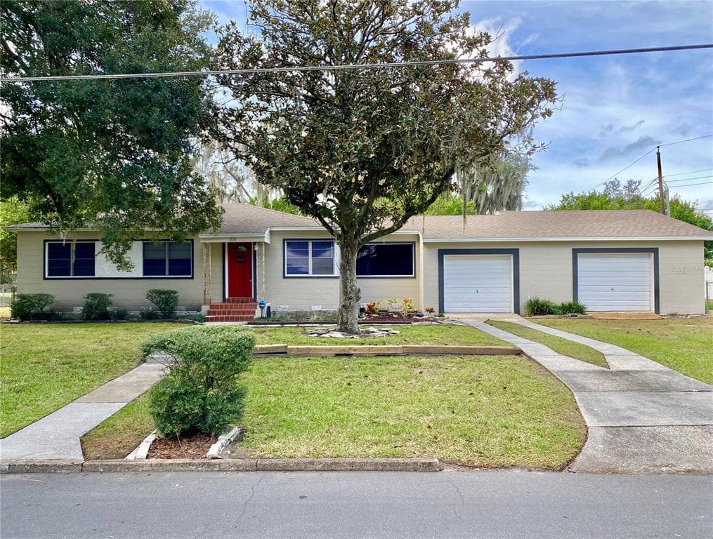 215 S ELM ROAD LAKELAND, FL 33801
