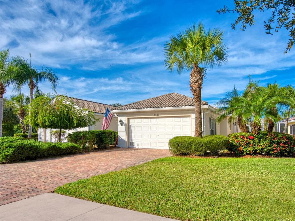 7844 CAMMINARE DRIVE SARASOTA, FL 34238