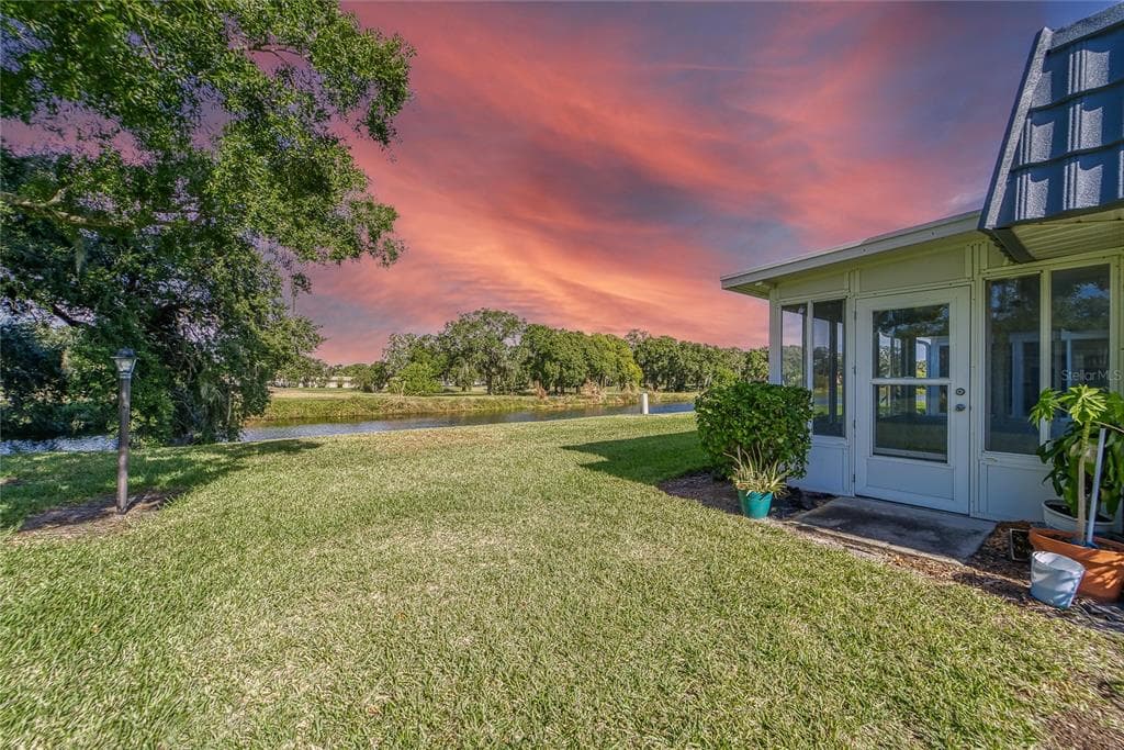 205 ANDOVER PLACE N UNIT 112 SUN CITY CENTER, FL 33573