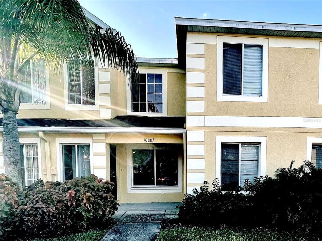10807 KEYS GATE DRIVE RIVERVIEW, FL 33579