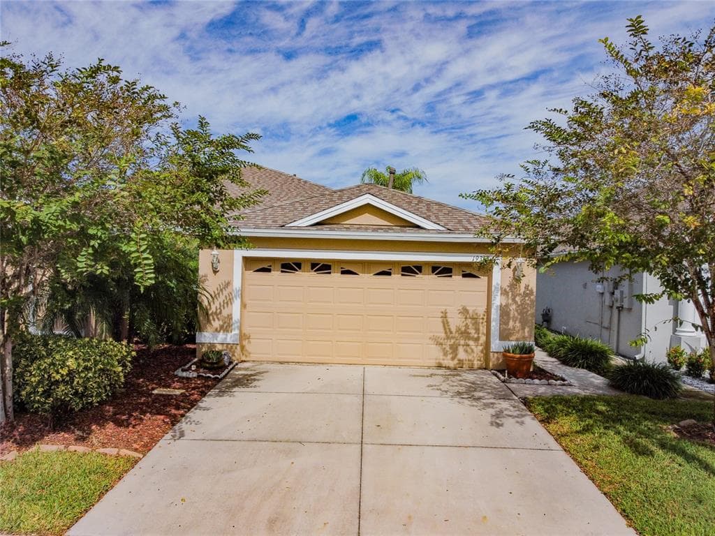19313 WEYMOUTH DRIVE