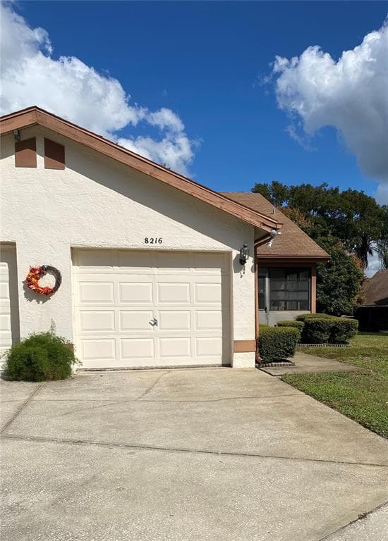 8216 LEAFY COURT PORT RICHEY, FL 34668