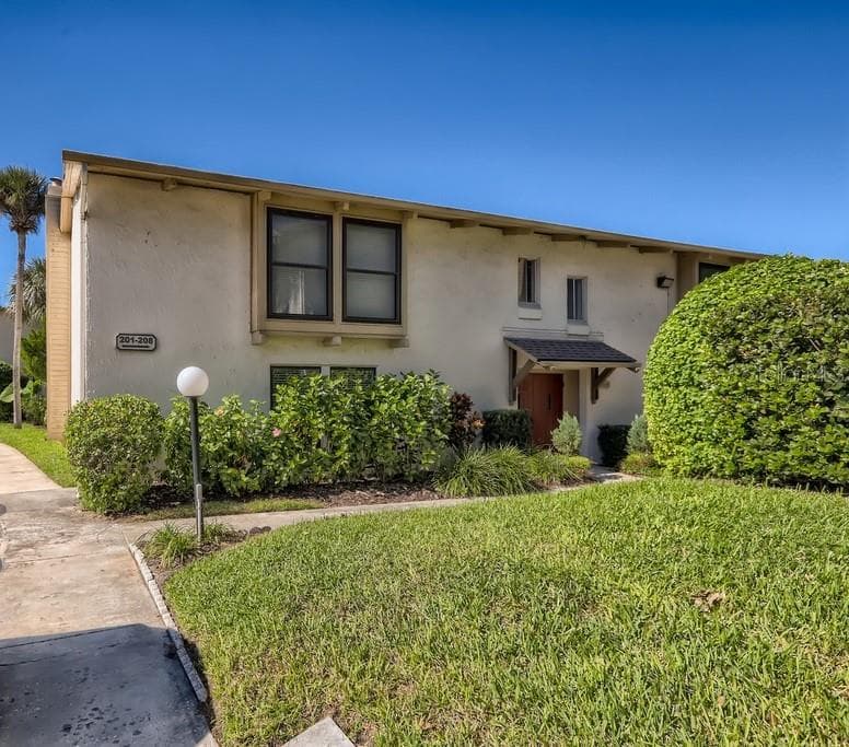 200 MAITLAND AVENUE UNIT 201 ALTAMONTE SPRINGS, FL 32701